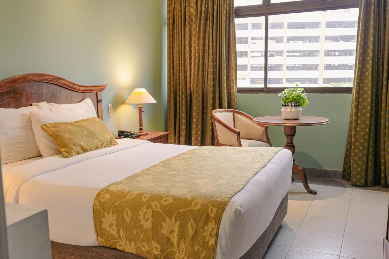 Hotel Faranda Express Puerta Del Sol Barranquilla, A Member Of Radisson Individuals Barranquilla  Buitenkant foto
