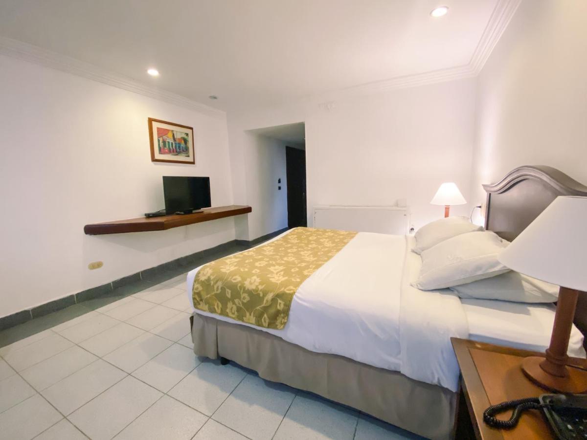 Hotel Faranda Express Puerta Del Sol Barranquilla, A Member Of Radisson Individuals Barranquilla  Buitenkant foto