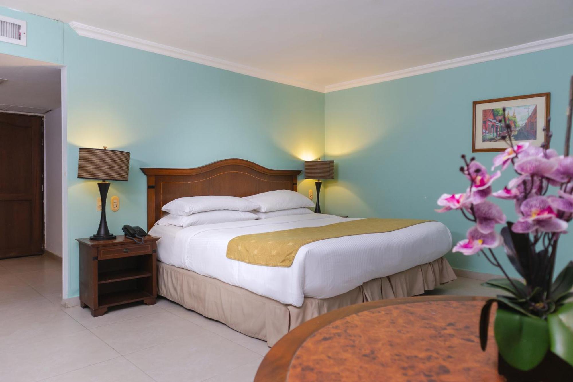 Hotel Faranda Express Puerta Del Sol Barranquilla, A Member Of Radisson Individuals Barranquilla  Buitenkant foto