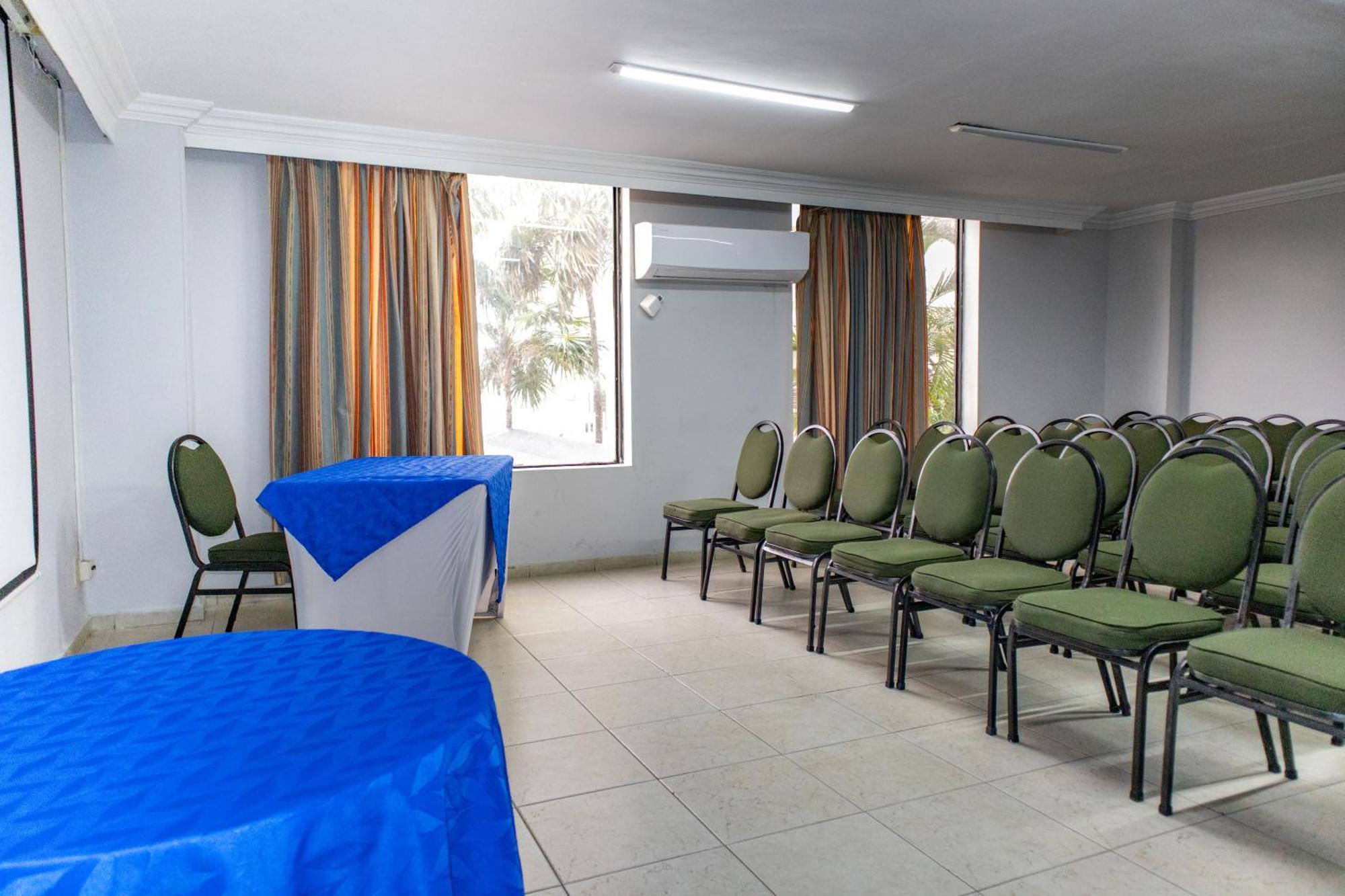 Hotel Faranda Express Puerta Del Sol Barranquilla, A Member Of Radisson Individuals Barranquilla  Buitenkant foto