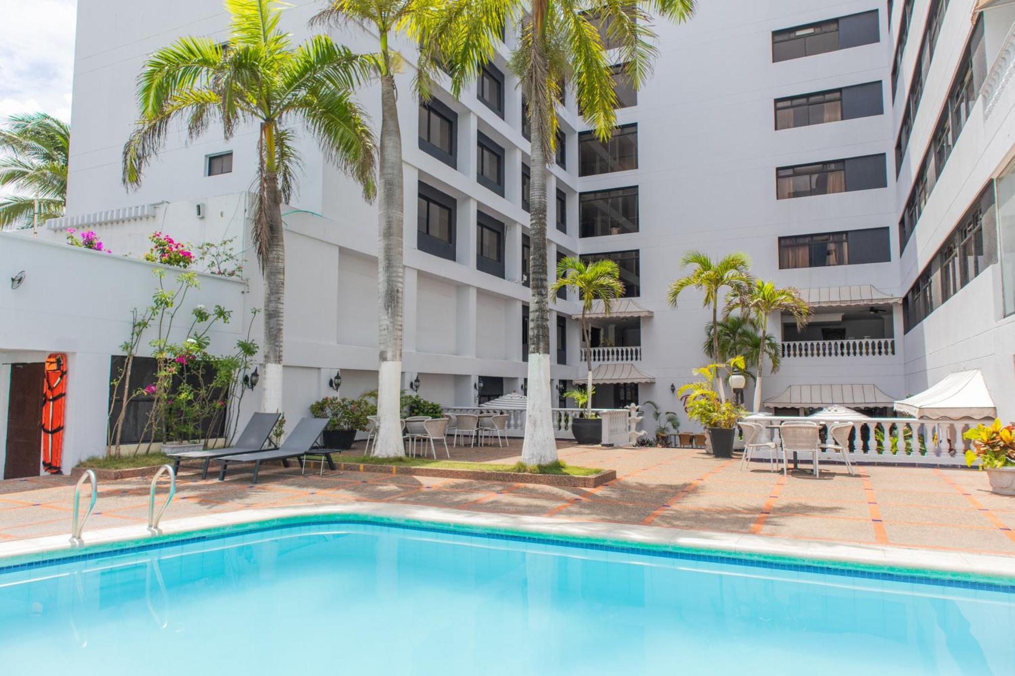 Hotel Faranda Express Puerta Del Sol Barranquilla, A Member Of Radisson Individuals Barranquilla  Buitenkant foto