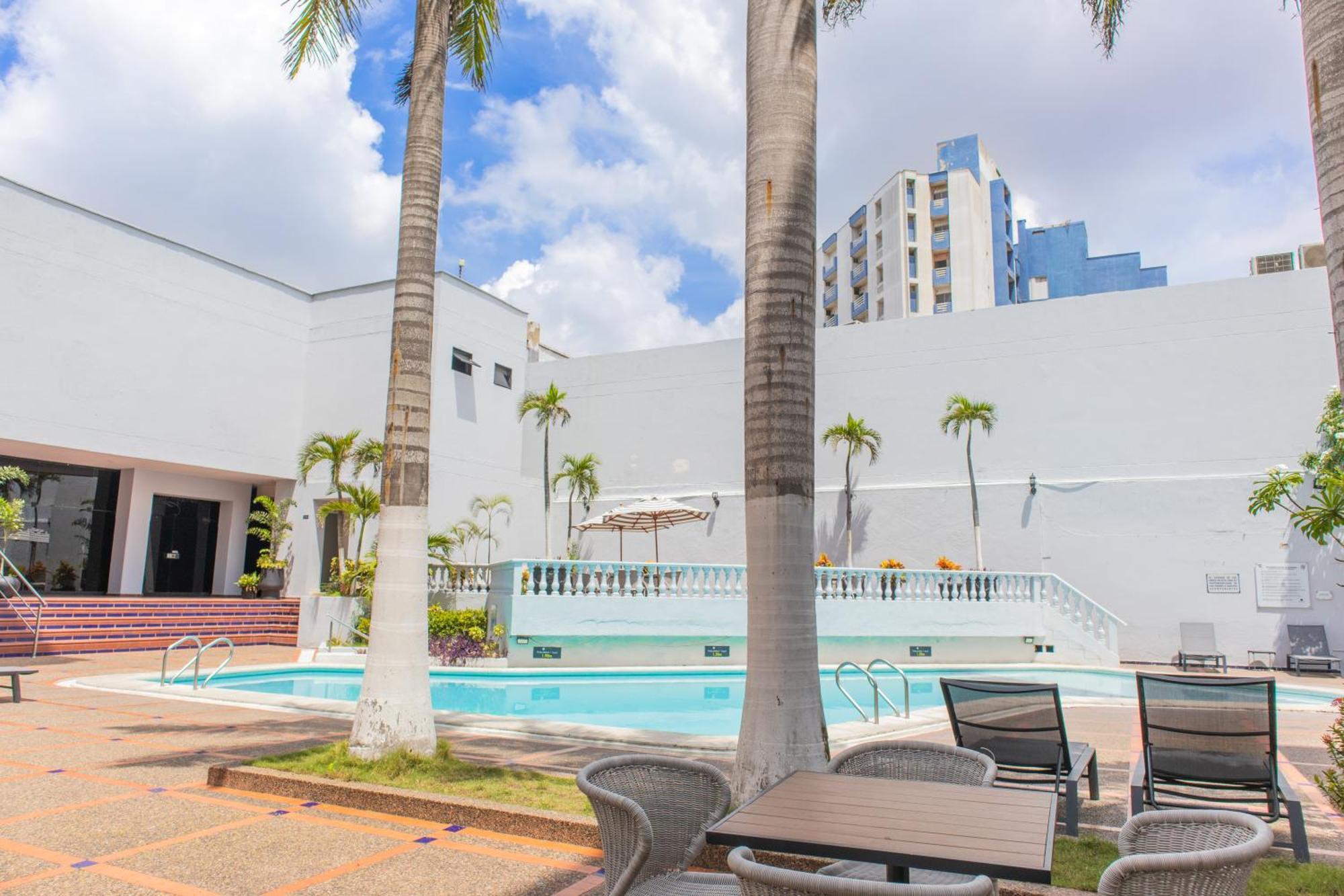 Hotel Faranda Express Puerta Del Sol Barranquilla, A Member Of Radisson Individuals Barranquilla  Buitenkant foto