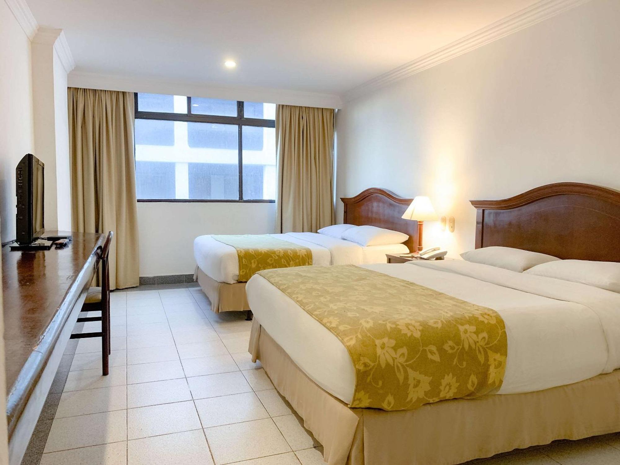 Hotel Faranda Express Puerta Del Sol Barranquilla, A Member Of Radisson Individuals Barranquilla  Buitenkant foto
